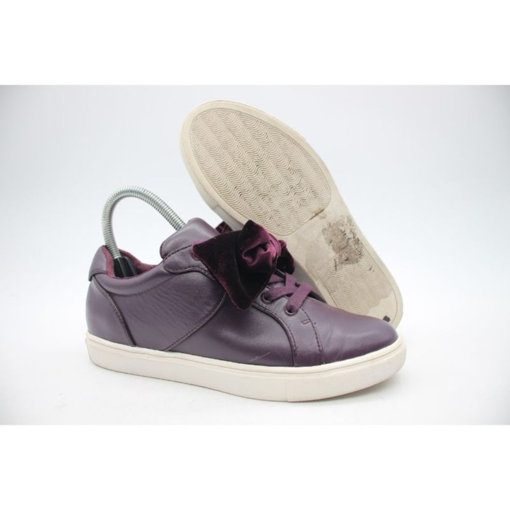Saks Fifth Avenue Low Top Sneakers Women's Size 6 Casual Shoes